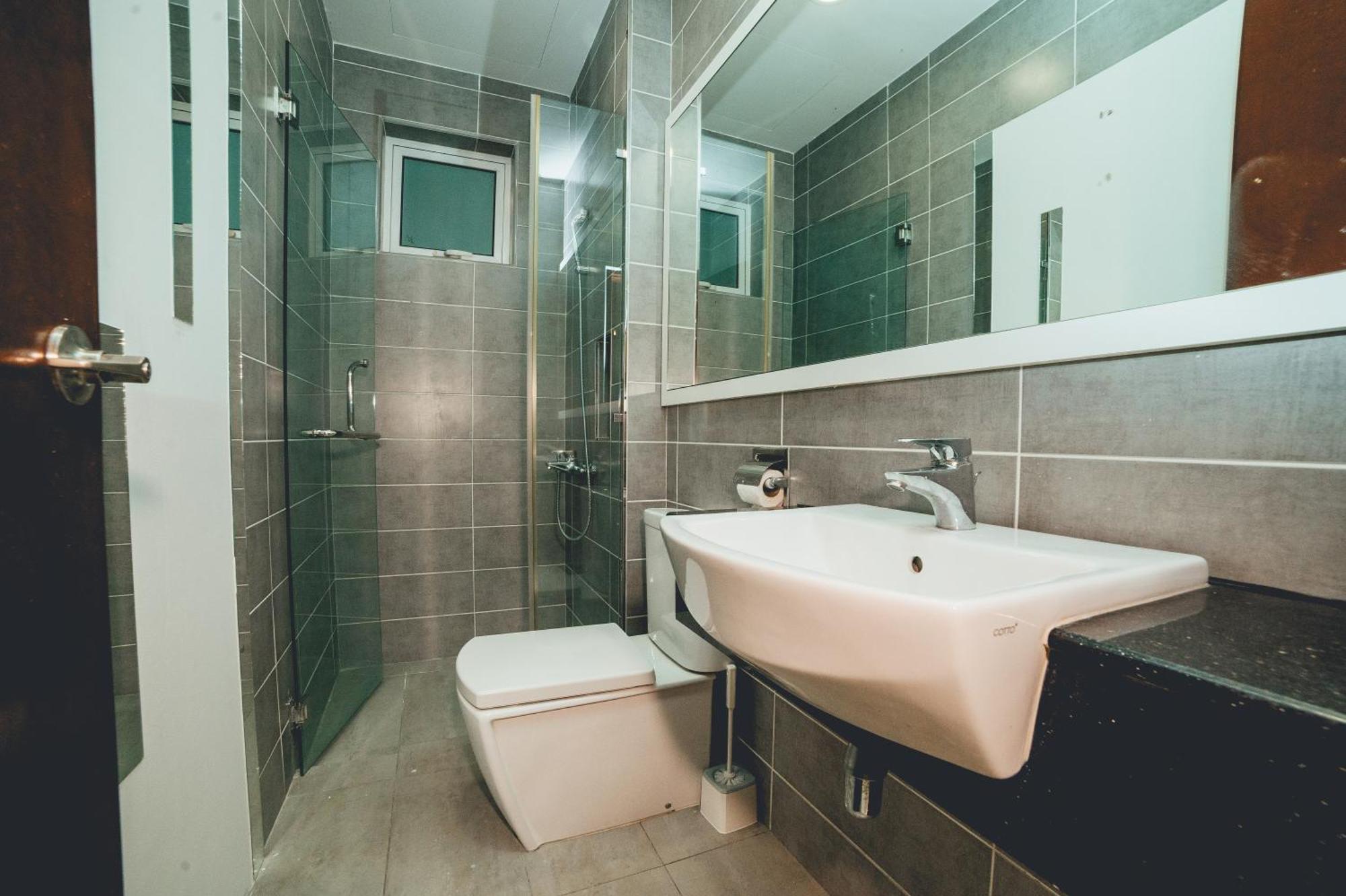 Paragon Residence 2Br4Pax Sleek Stay Nr Ciq Midvalley By Our Stay جوهر بهرو المظهر الخارجي الصورة