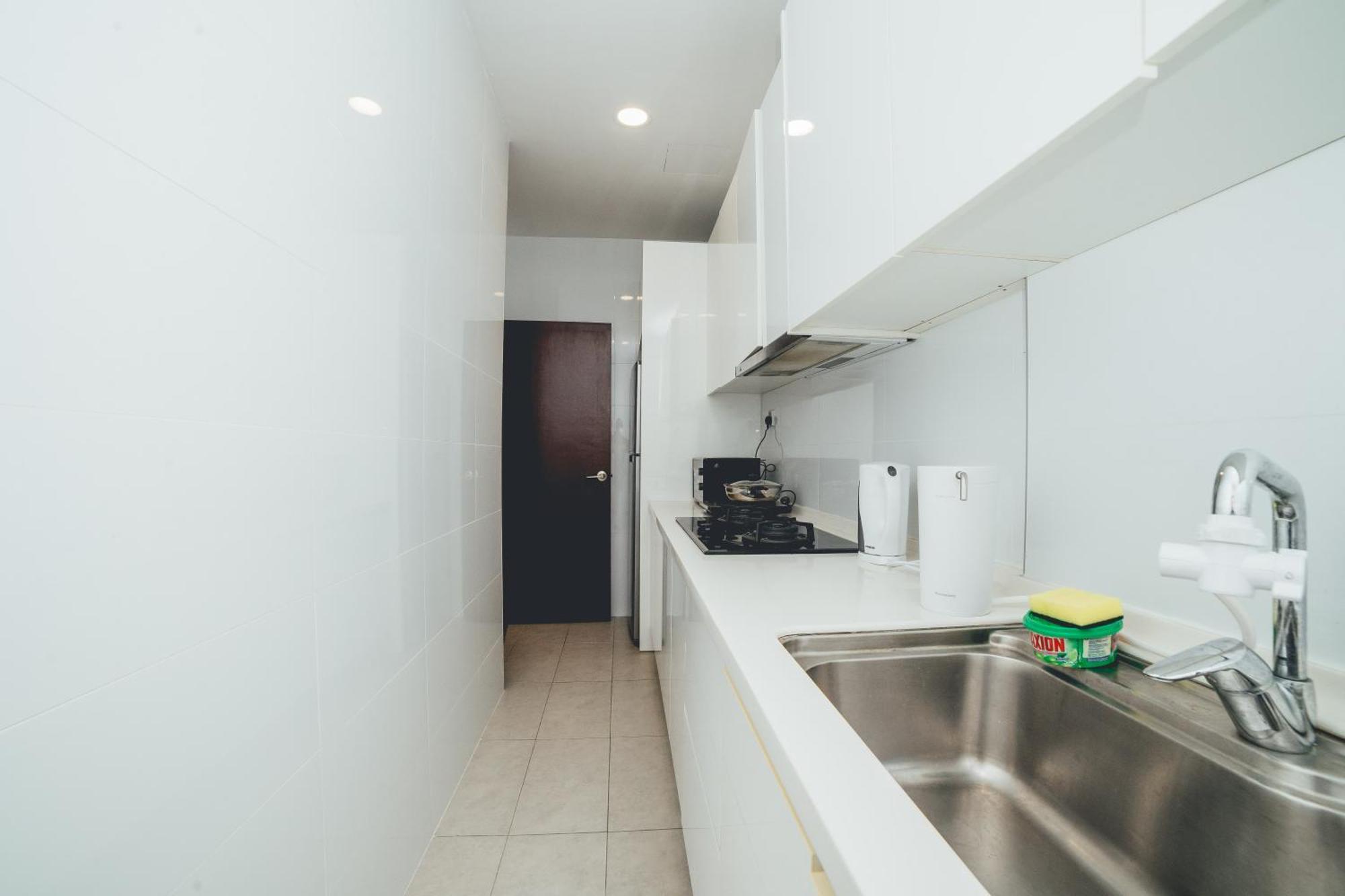 Paragon Residence 2Br4Pax Sleek Stay Nr Ciq Midvalley By Our Stay جوهر بهرو المظهر الخارجي الصورة